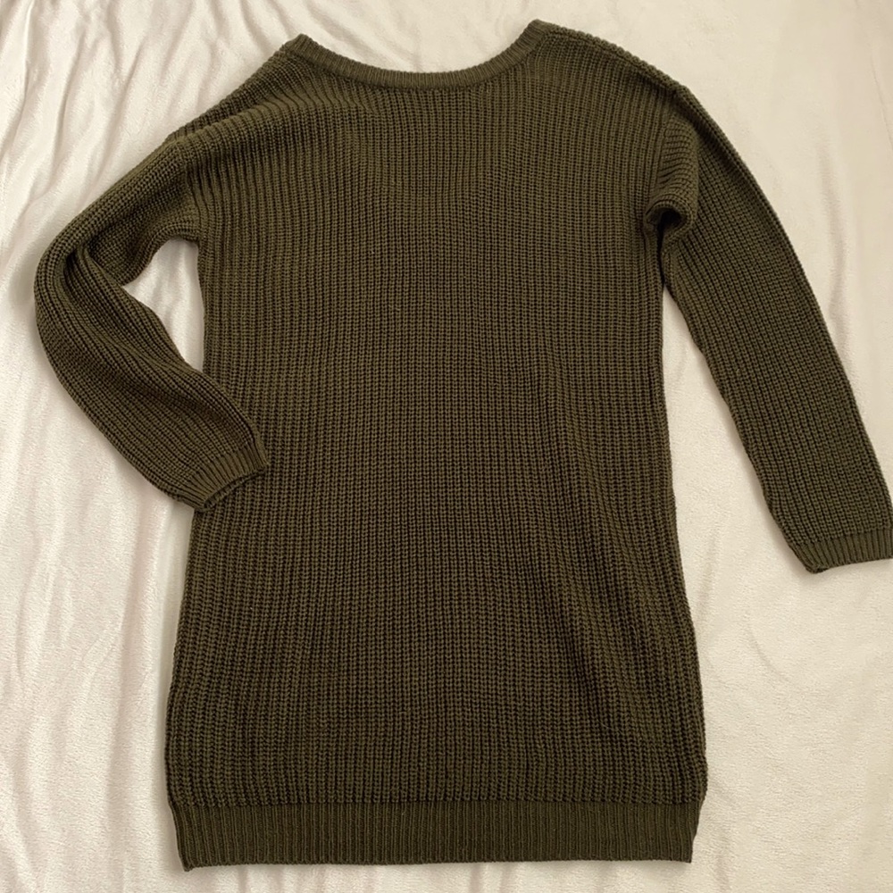 Lulus v-back sweater dress